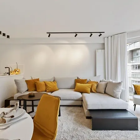 Luxurious In Knokke, Near To The Lägenhet *